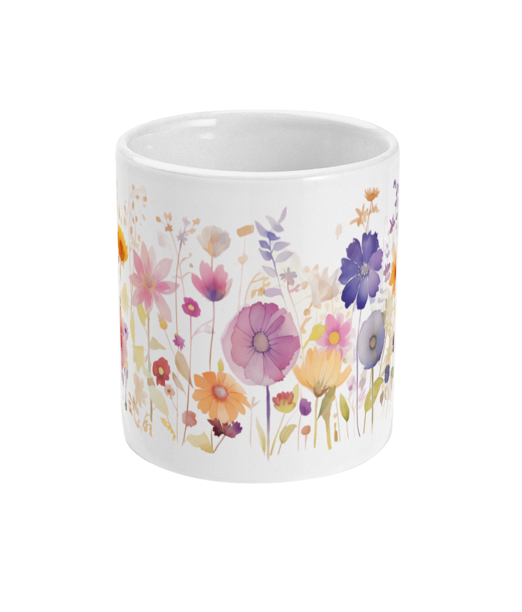 Fleurs dans une tasse