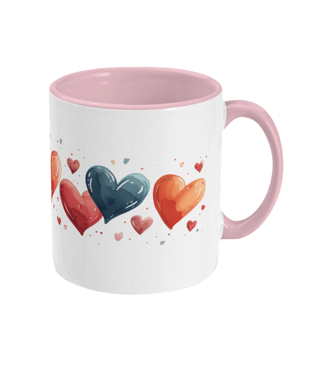 Tasses colorées en forme de cœur