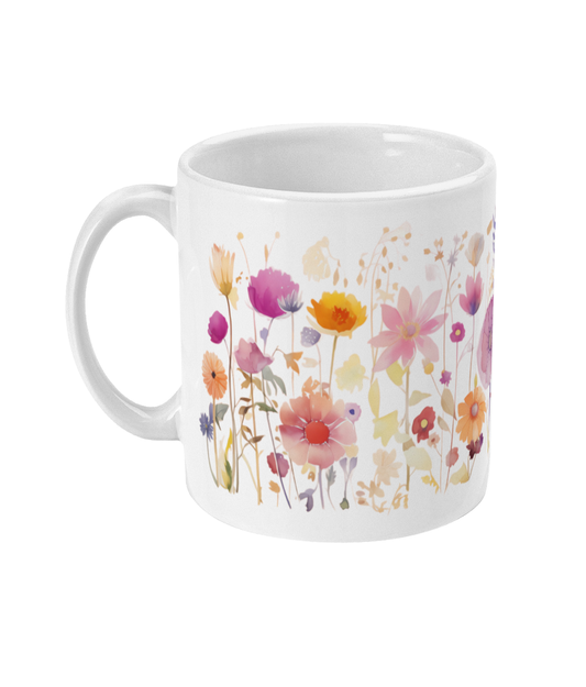 Fleurs dans une tasse